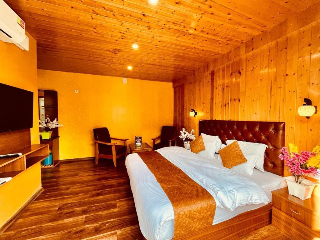 Tata Vista Resort Mall Road Manali - Centrally Heated & Air Cooled Exterior photo