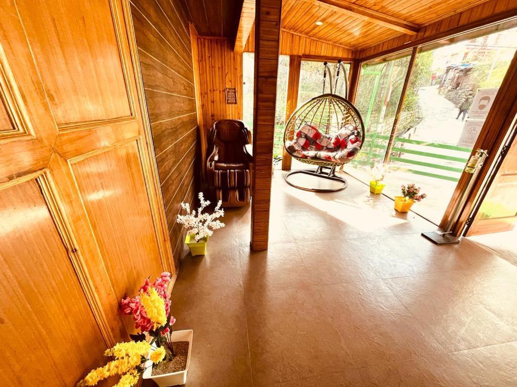 Tata Vista Resort Mall Road Manali - Centrally Heated & Air Cooled Exterior photo