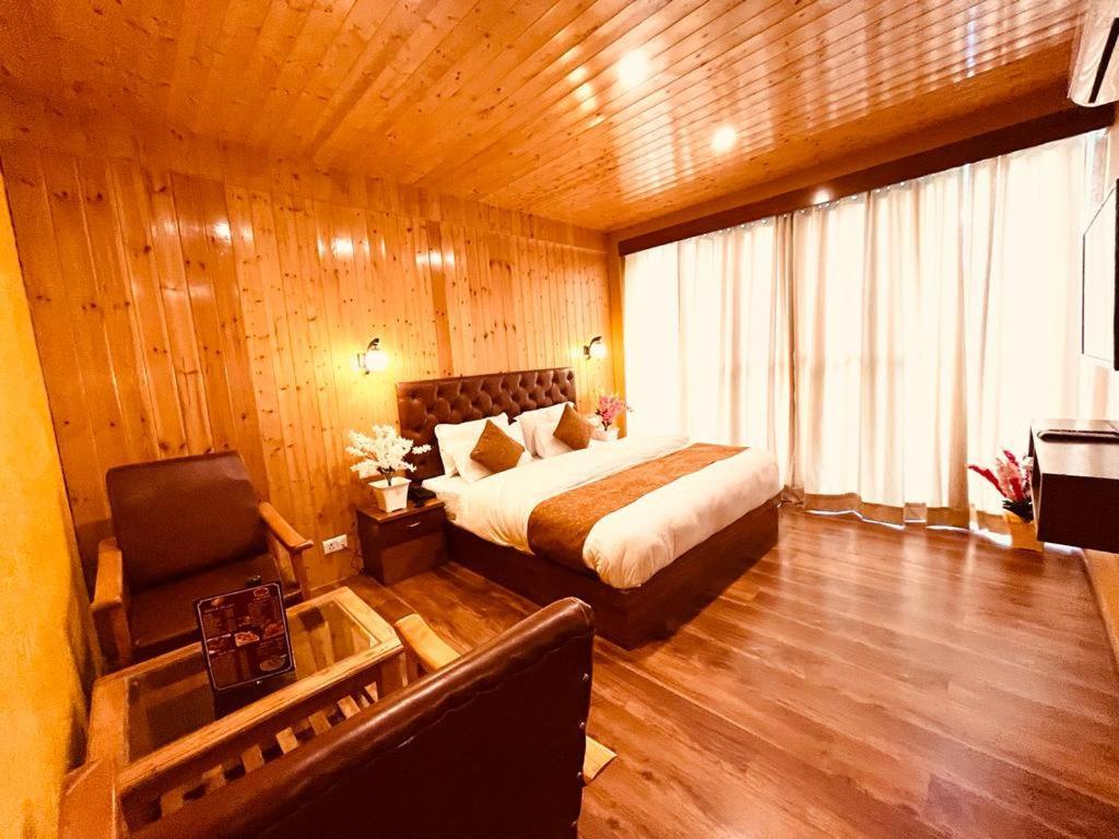 Tata Vista Resort Mall Road Manali - Centrally Heated & Air Cooled Exterior photo